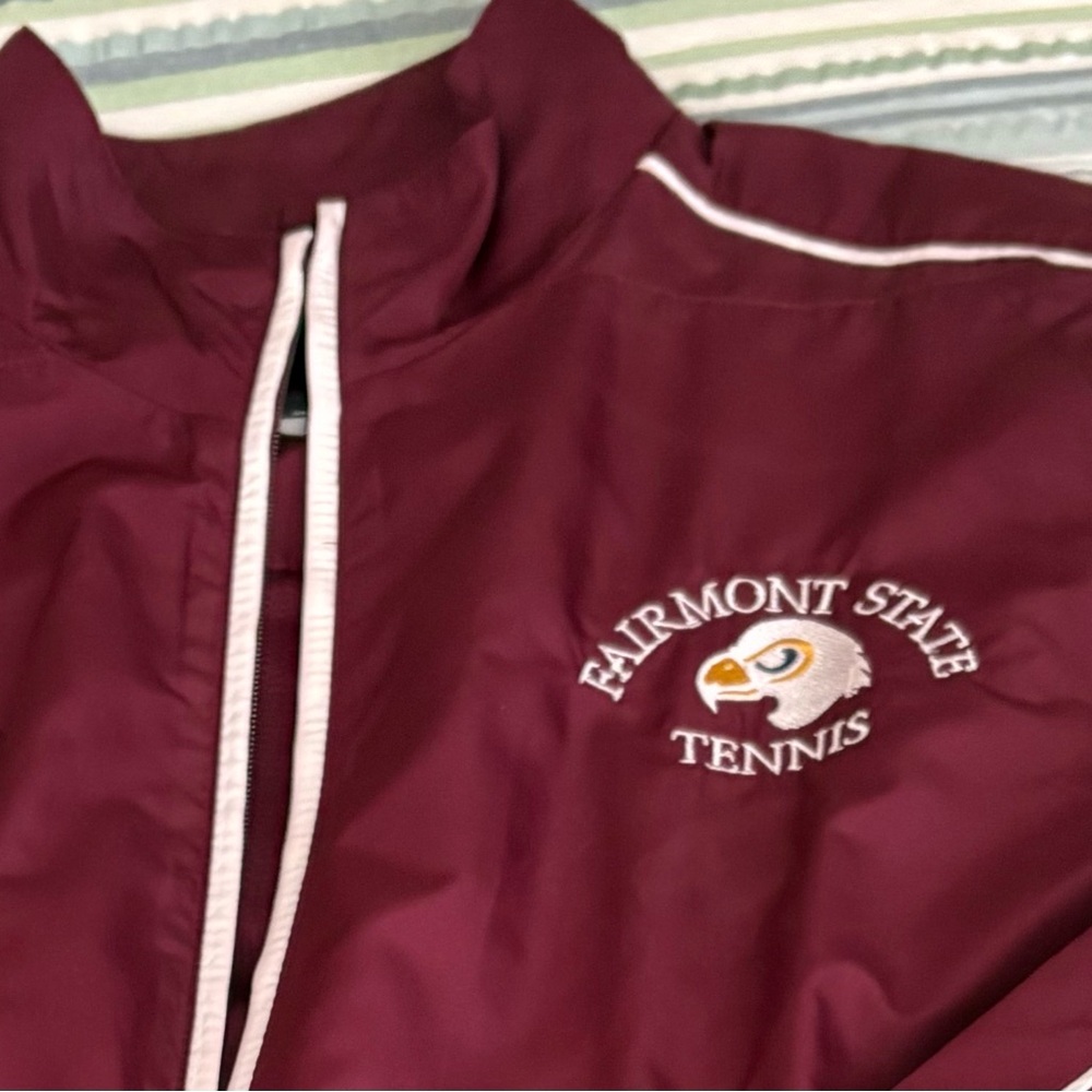 Under Armour Fairmont State TENNIS jacket, size Large Ladies, color Maroon